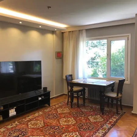 Appartamento Charming Flat W Balcony In Besiktas Provincia di Istanbul