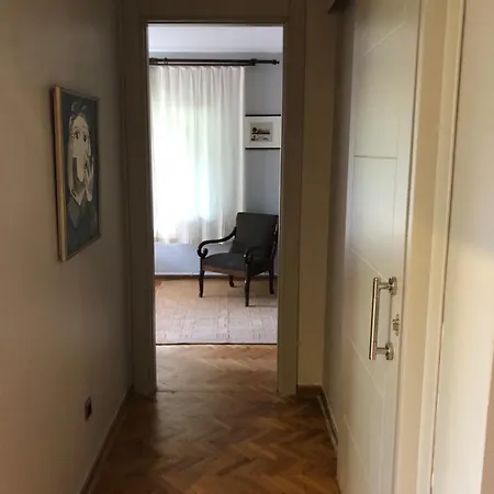 Charming Flat W Balcony In Besiktas Apartment